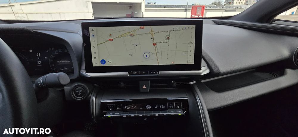 Toyota C-HR 1.8 Hybrid Team Deutschland - 18