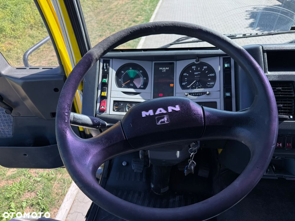 MAN LE 280 B - 21
