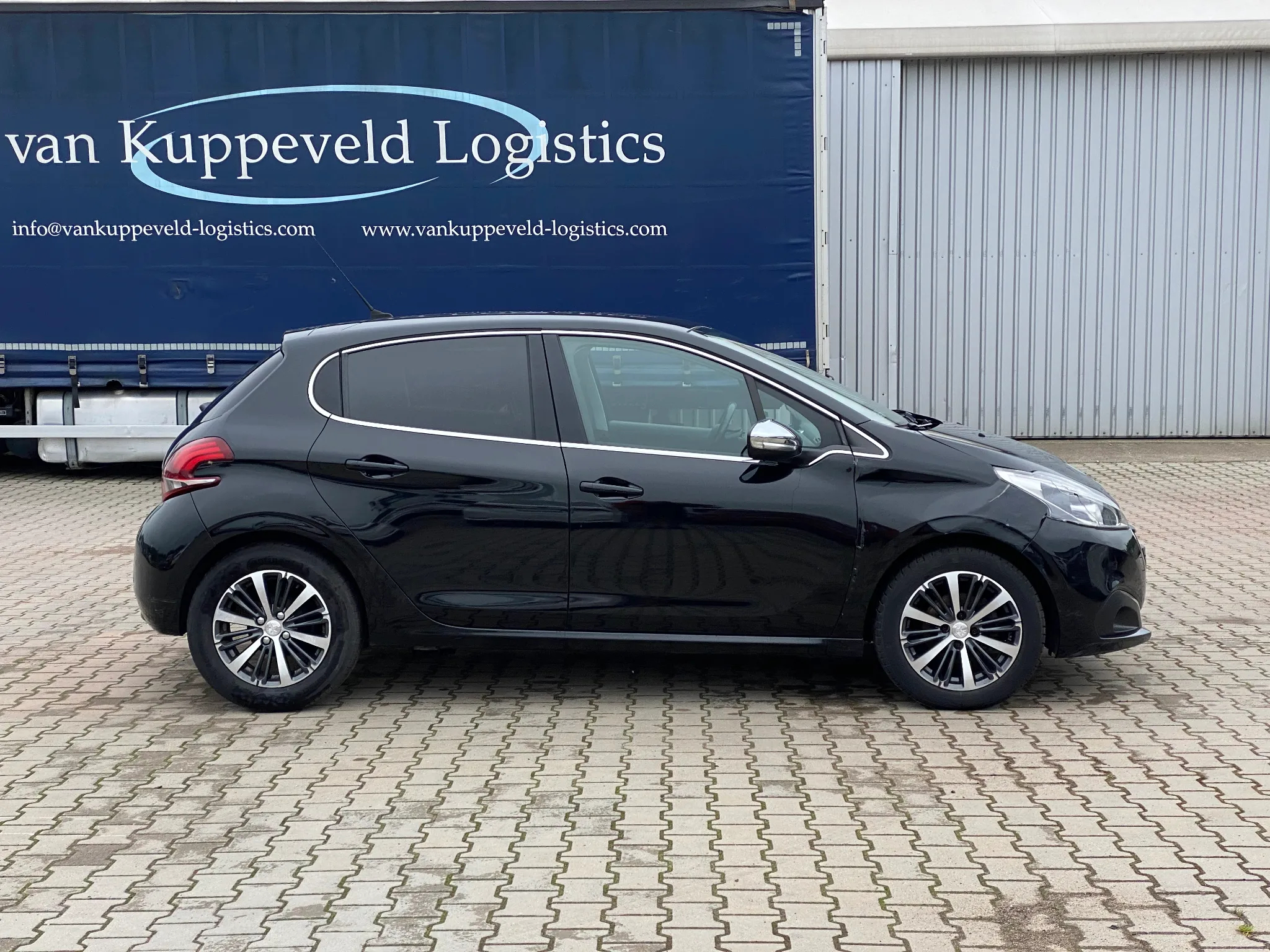 Peugeot 208 1.2 PureTech Active - 4