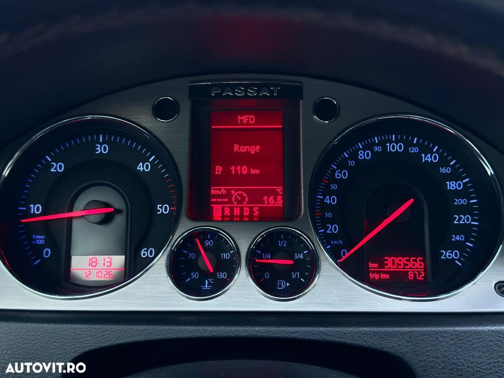 Volkswagen Passat - 16