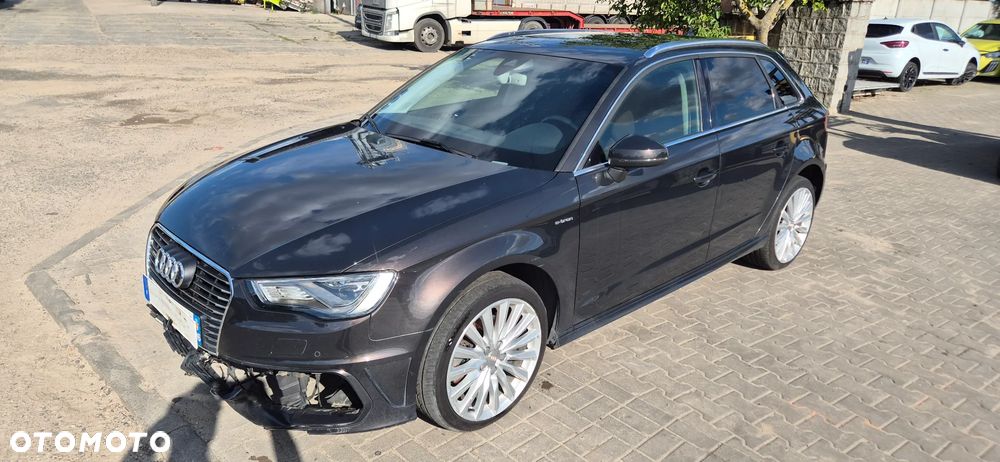 Audi A3 Sportback 1.4 TFSI E-tron Attraction e-S tronic - 3