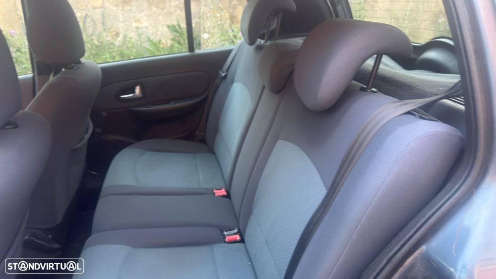 Renault Clio 1.2 16V Dynamique - 8