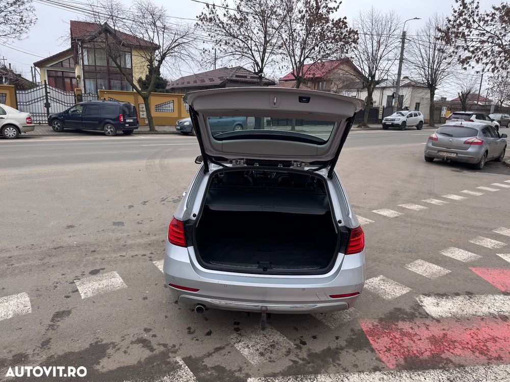 BMW Seria 3 320d Aut. Luxury Line - 12