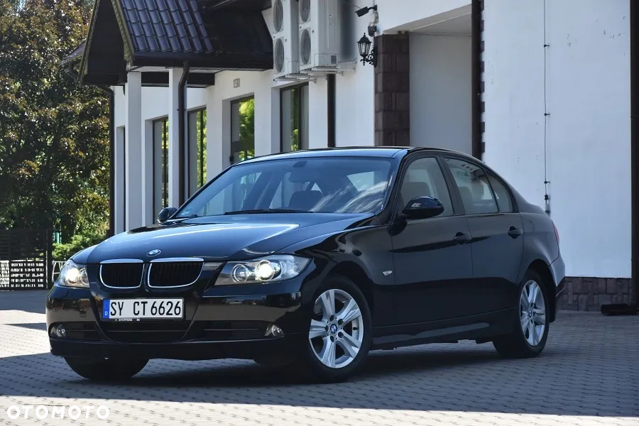 BMW Seria 3 320i - 6