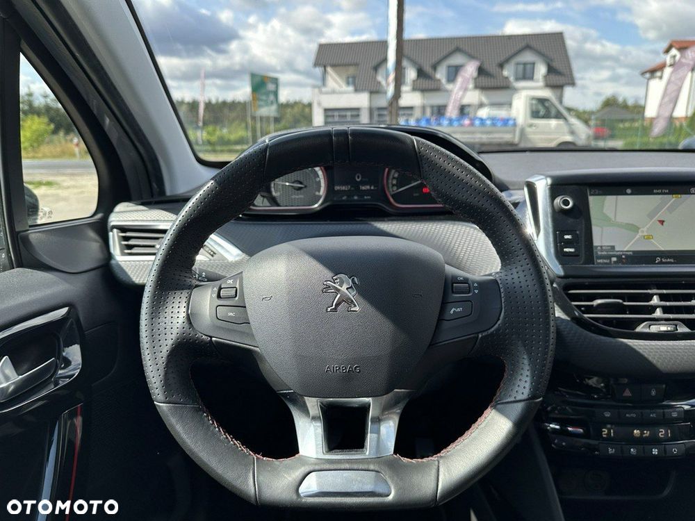 Peugeot 2008 BlueHDi FAP 120 STOP & START GT-Line Edition - 18