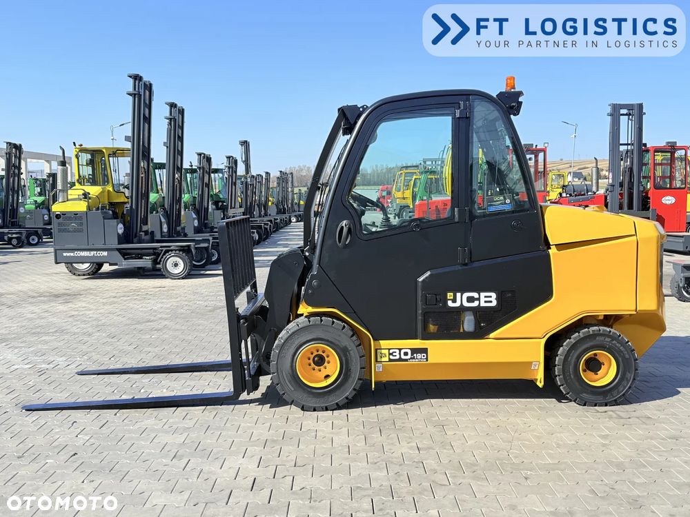 JCB WÓZEK TELESKOPOWY JCB TLT30D / KABINA / 2022 ROK / TYLKO 3446 MOTOGODZIN / PRZESUW BOCZNY / NOWE OPONY - 4