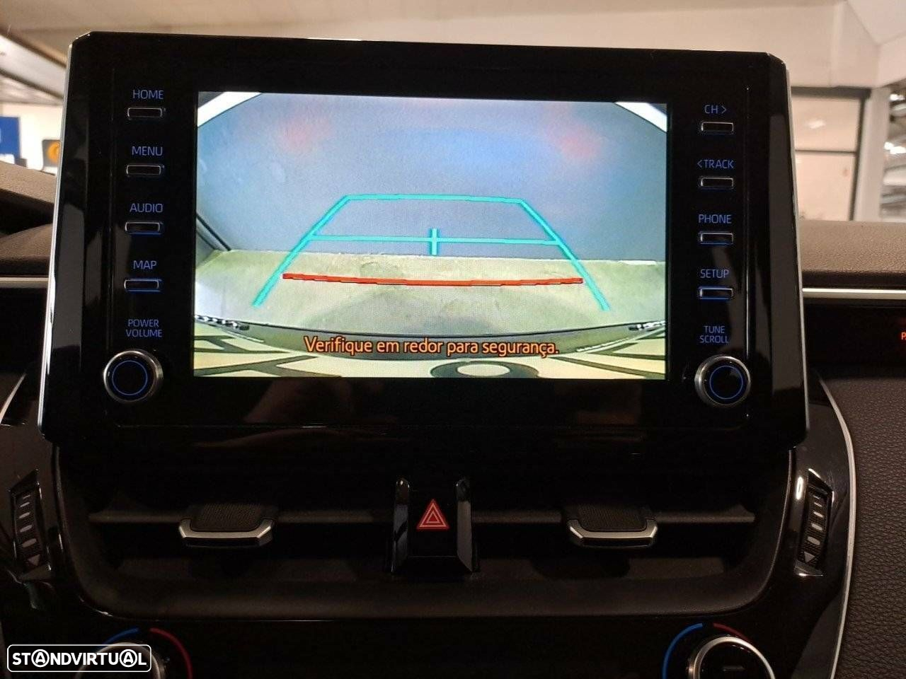 Toyota Corolla SD 1.8 Hybrid Comfort - 16