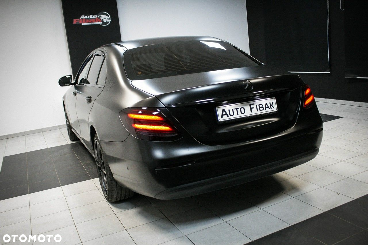 Mercedes-Benz Klasa E - 8