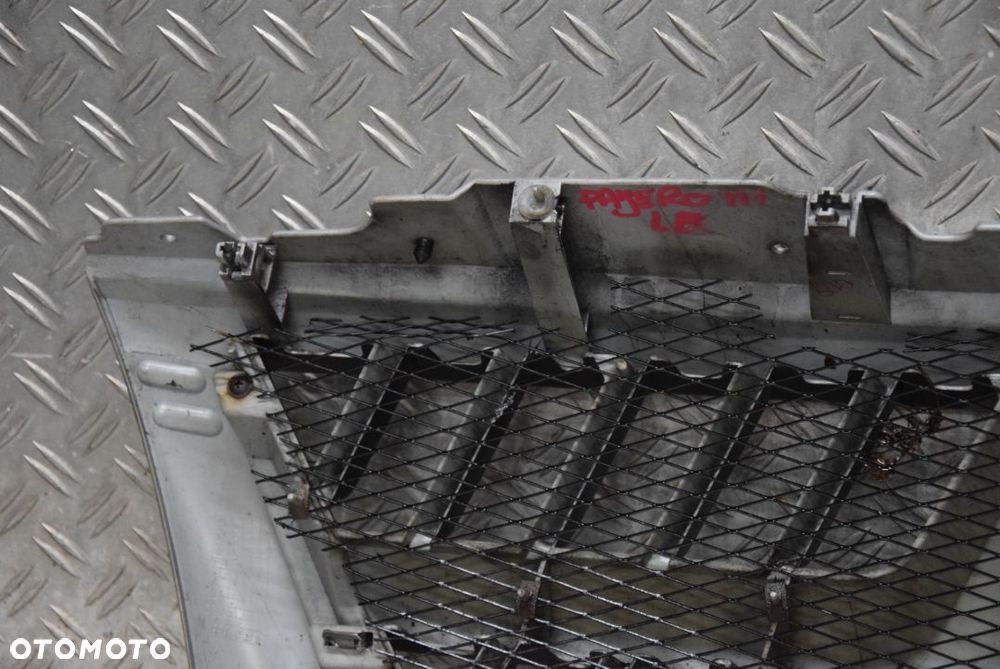 MITSUBISHI PAJERO III LIFT GRILL ATRAPA - 19
