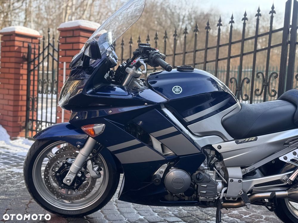 Yamaha FJR - 19