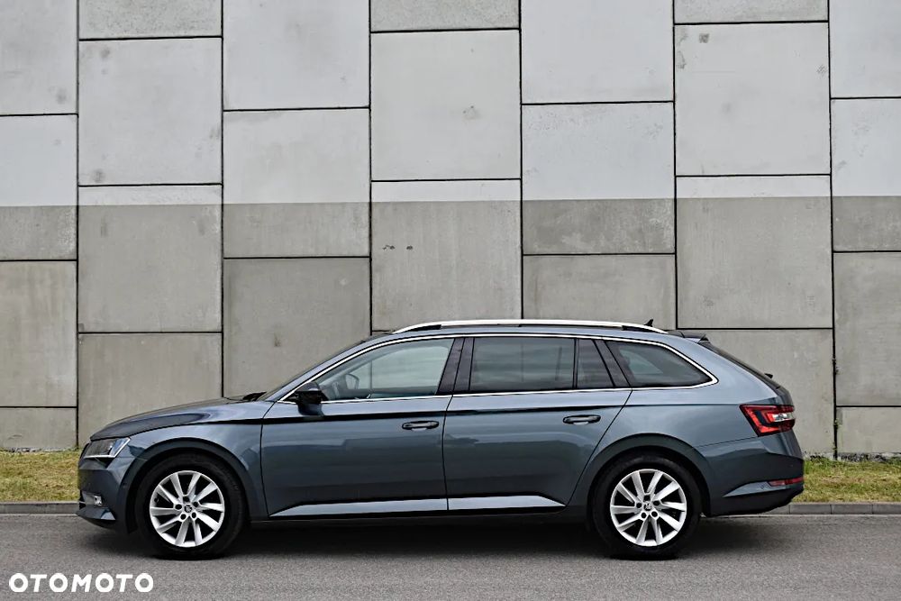 Skoda Superb 1.6 TDI Style - 9