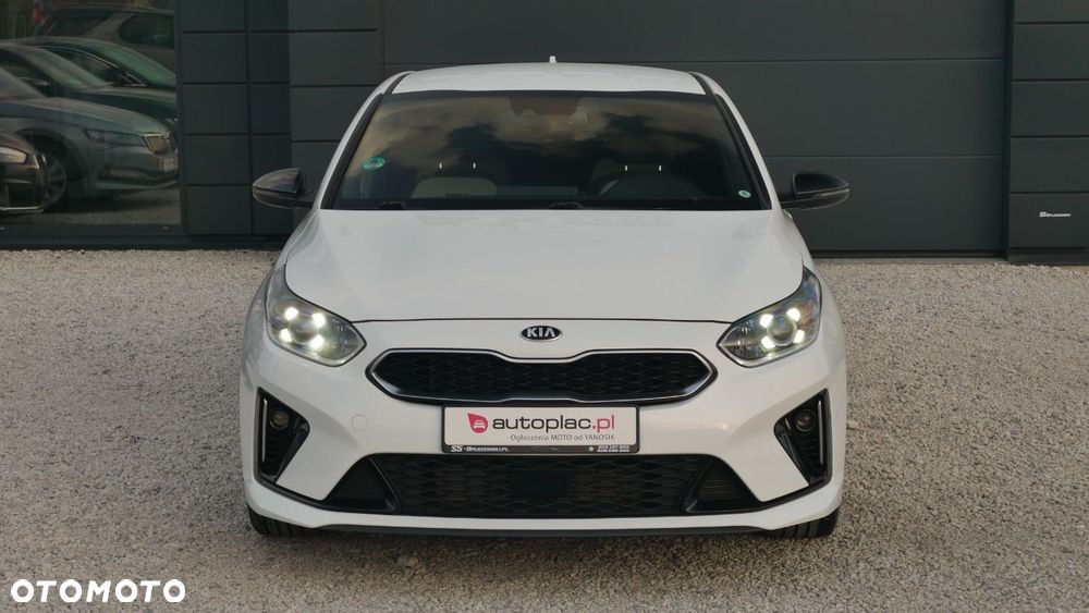 Kia ProCeed - 4