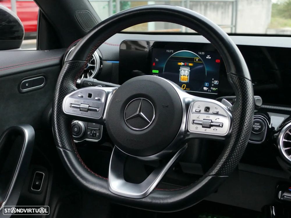 Mercedes-Benz CLA 250 e - 35