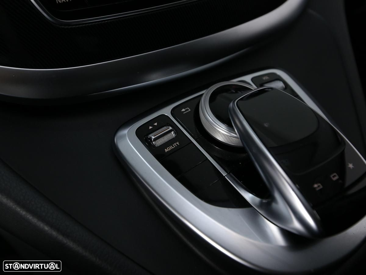 Mercedes-Benz V 220 - 22