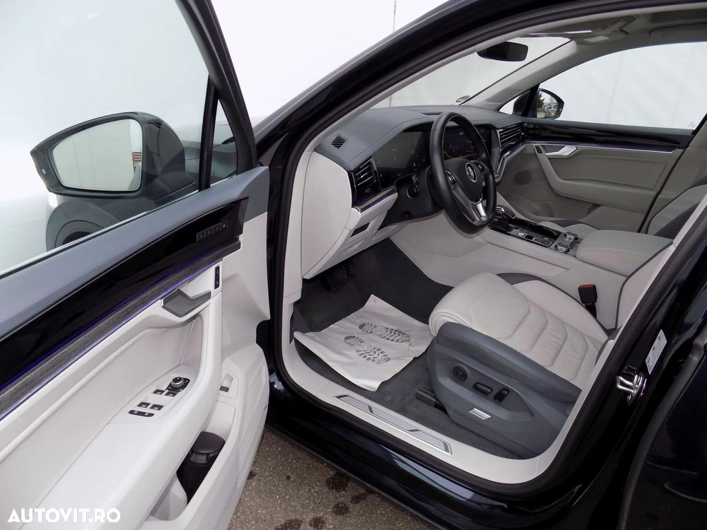 Volkswagen Touareg 3.0 V6 TDI 4Motion DPF Automatik Atmosphere - 13