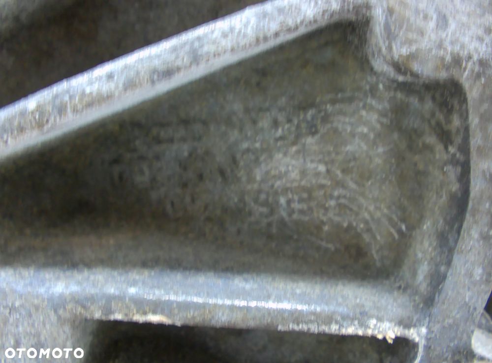 Audi 80 B4 2.0 Skrzynia biegów manualna - 5