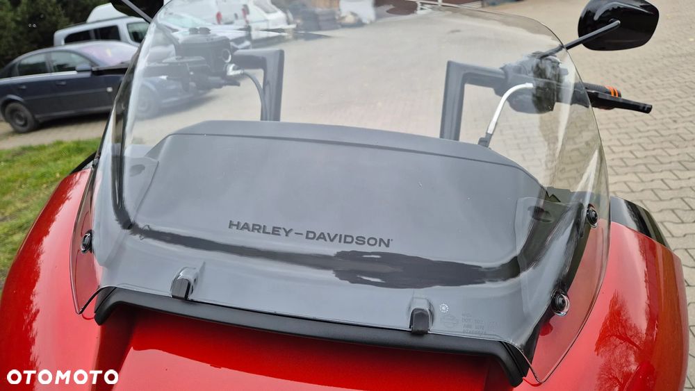 Harley-Davidson Touring Road Glide - 10