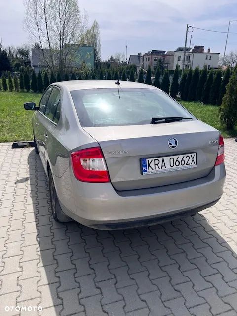 Skoda RAPID 1.2 TSI Active - 3