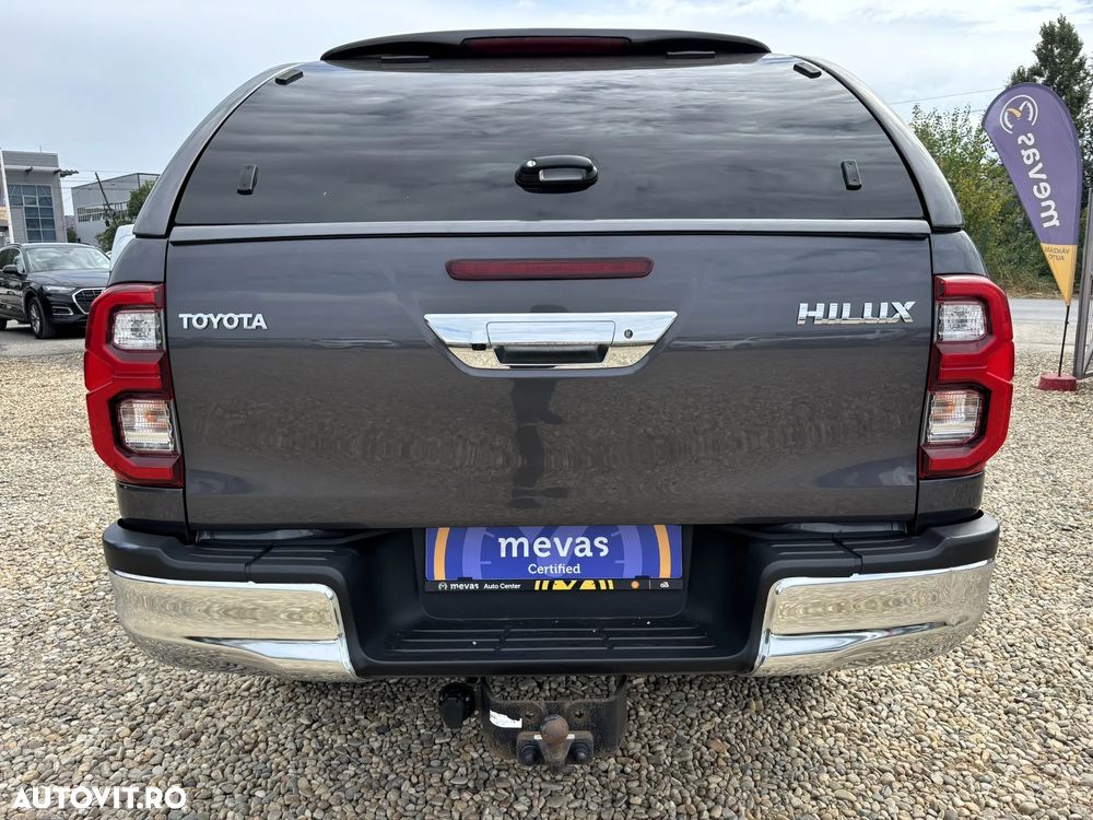 Toyota Hilux 2.8D 204CP 4x4 Double Cab AT Executive - 8