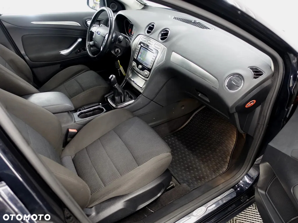 Ford Mondeo 2.0 Titanium - 9