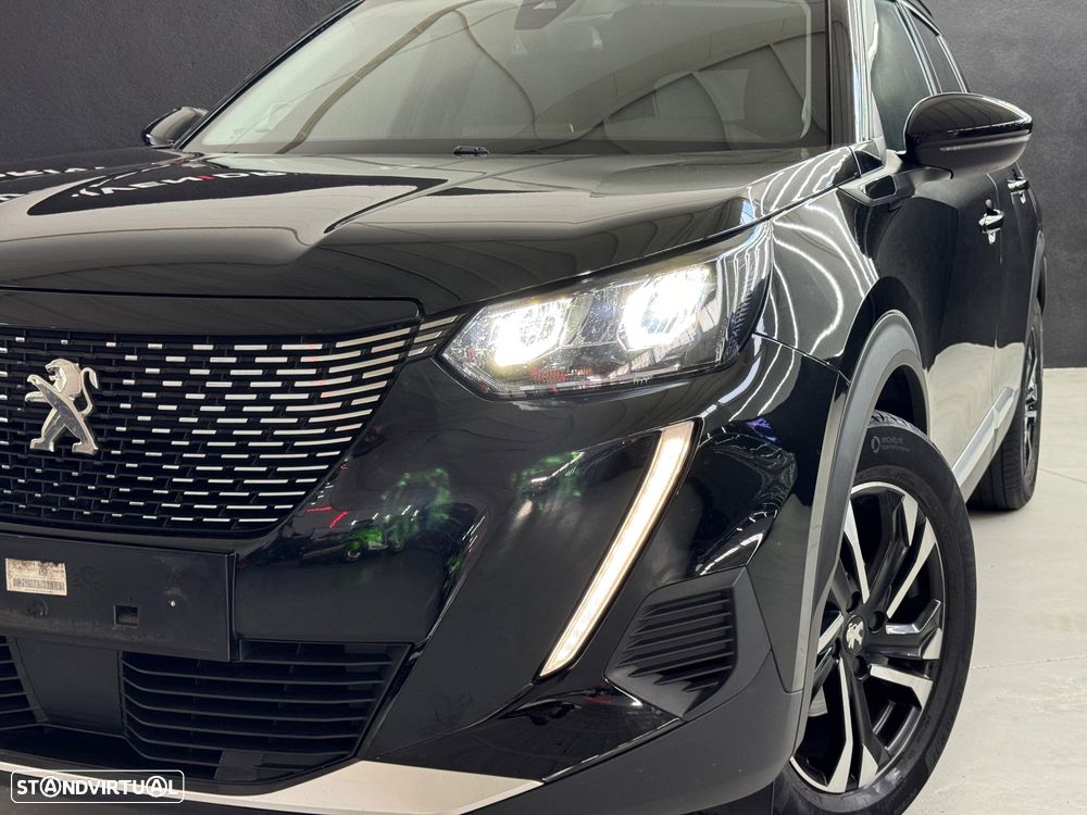 Peugeot 2008 1.2 PureTech Allure EAT8 - 13