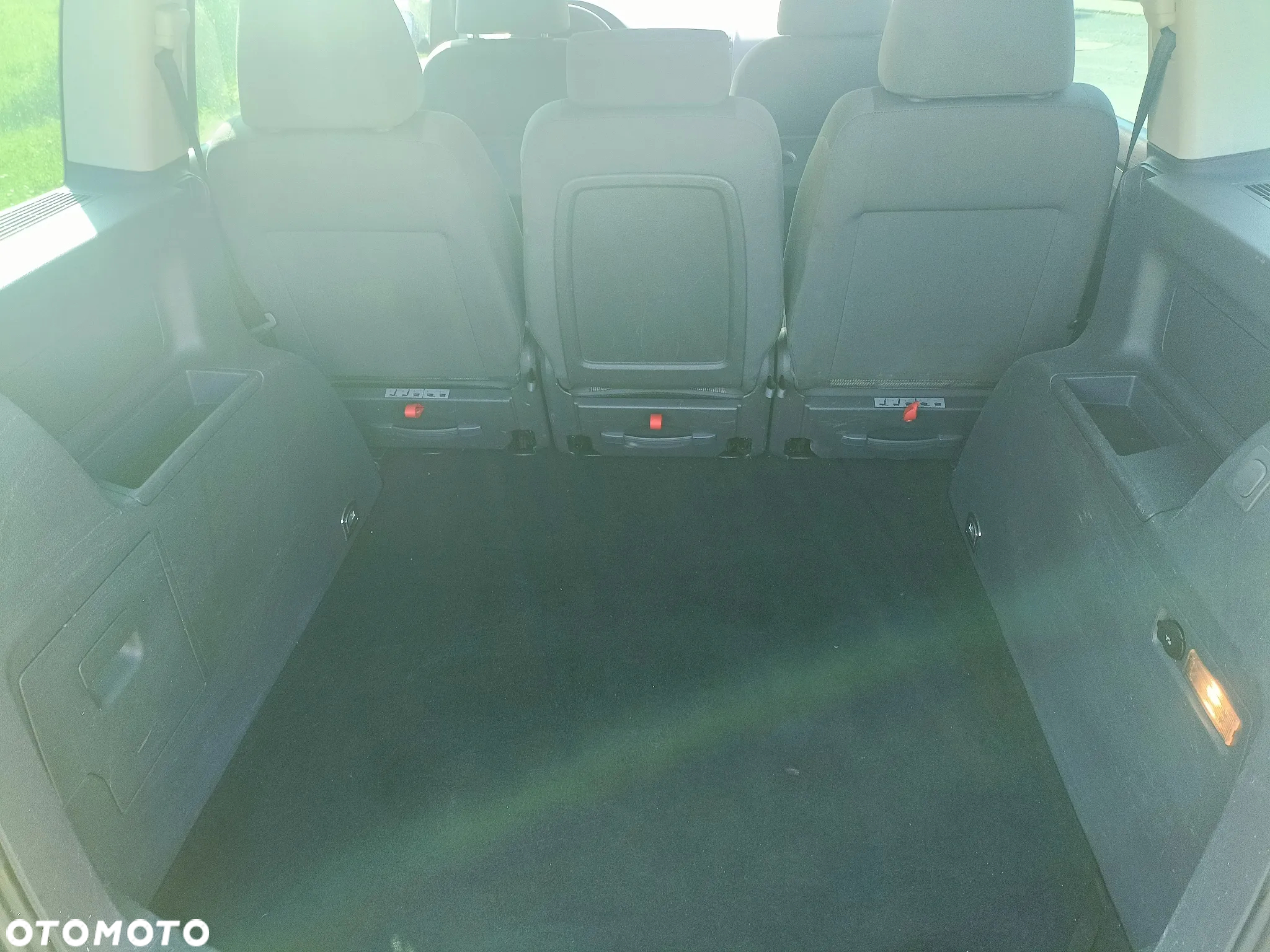 Volkswagen Touran 2.0 TDI Trendline - 13
