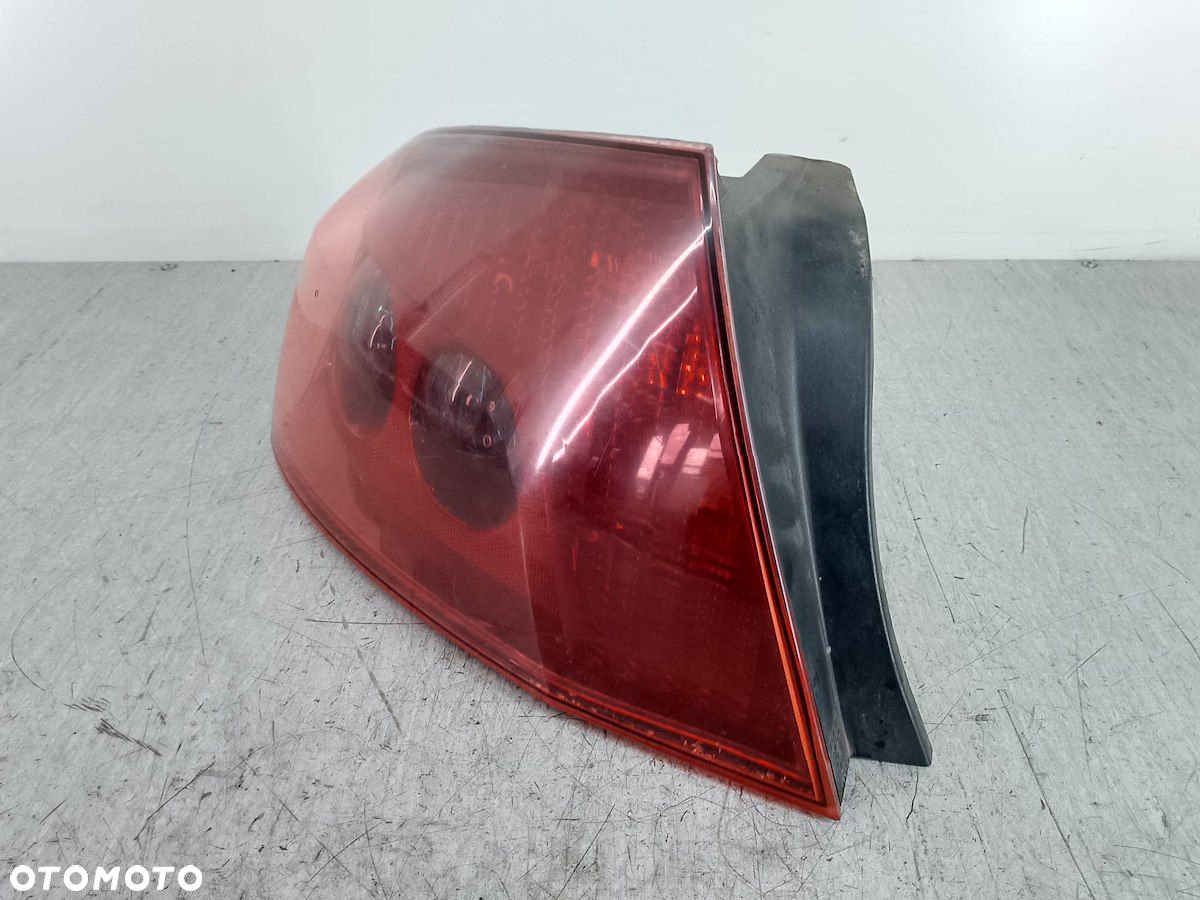 LAMPA TYLNA LEWA PEUGEOT 407 9656606380 SEDAN - 7