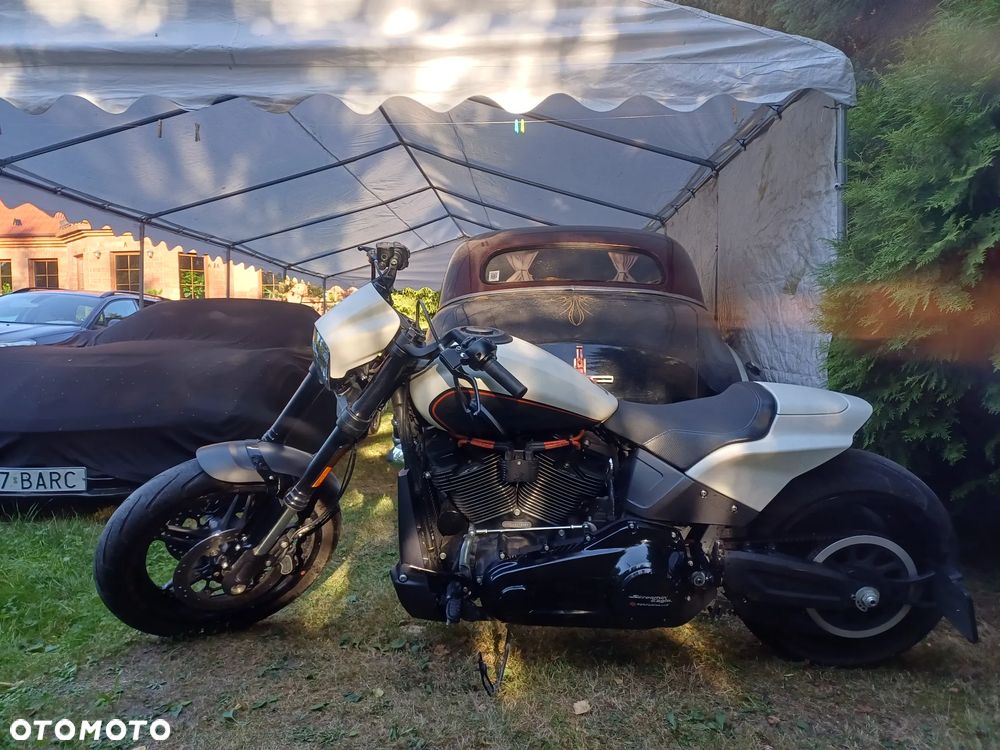 Harley-Davidson Softail FXDR - 1