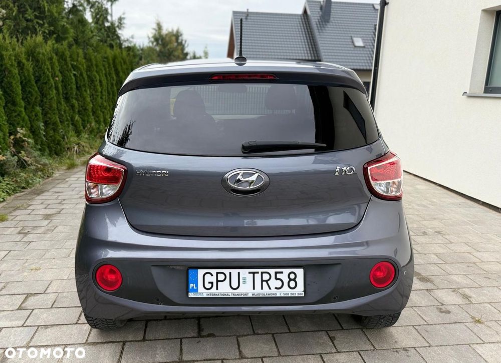 Hyundai i10 - 10