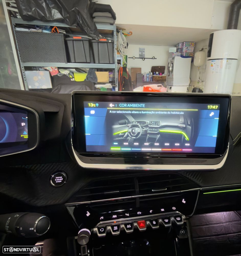 Peugeot e-2008 156 GT Exclusive - 12