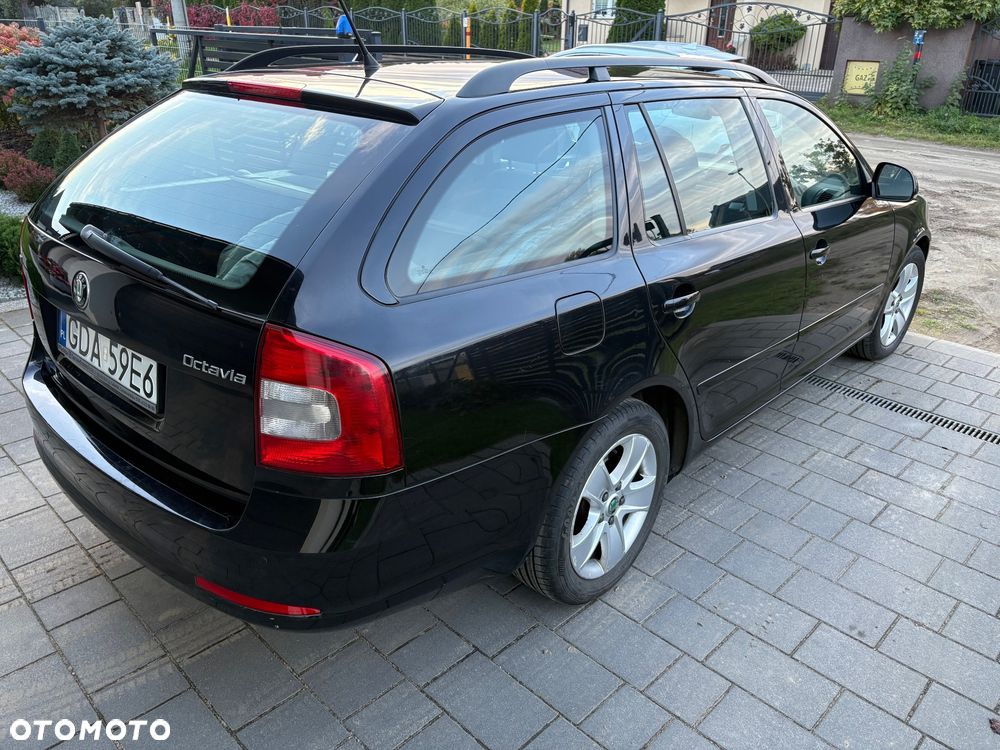 Skoda Octavia 2.0 TDI DPF Elegance - 8