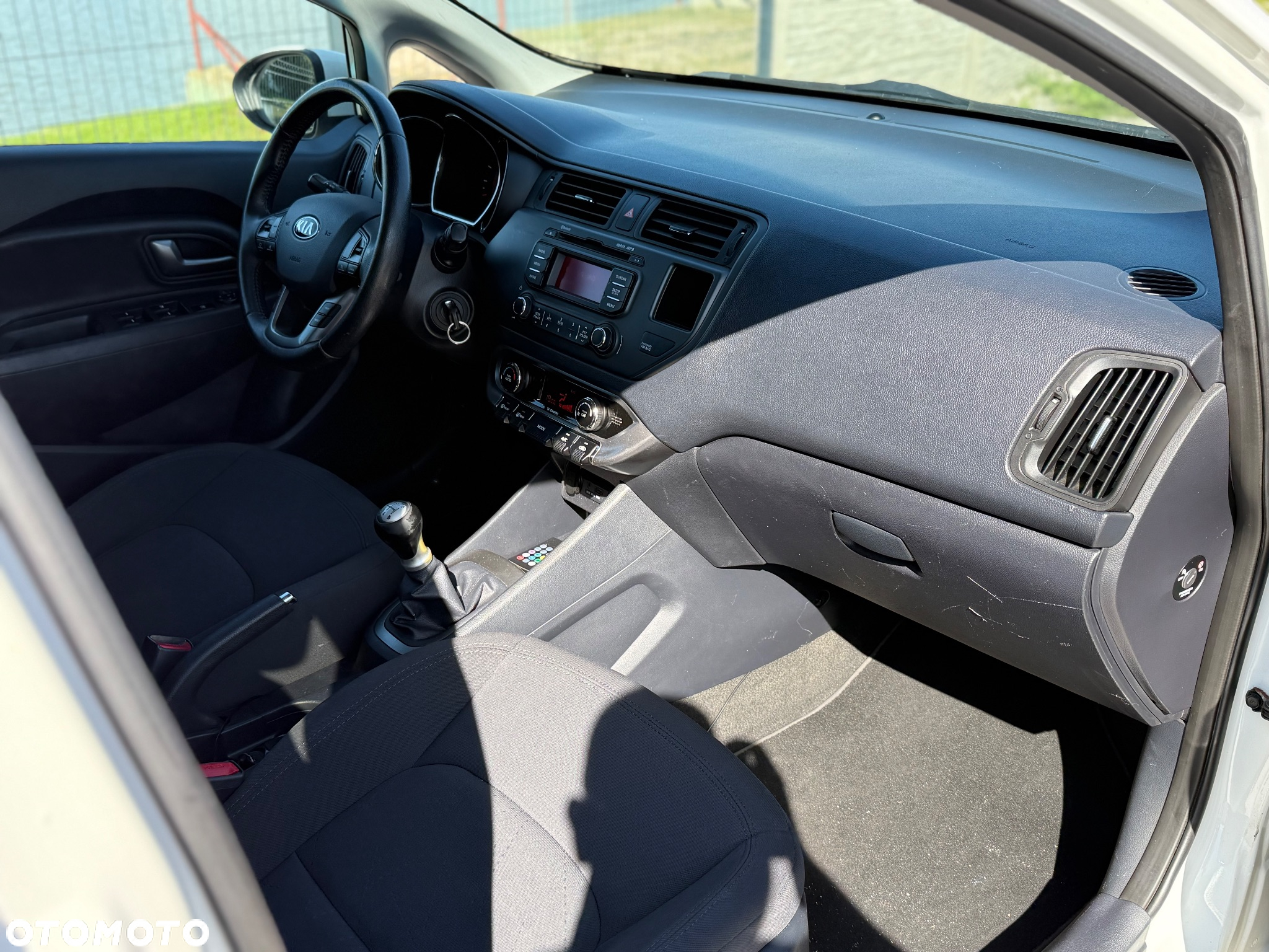 Kia Rio 1.2 Attract - 5