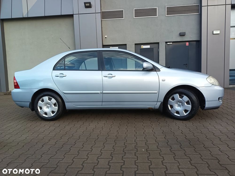 Toyota Corolla 1.6 VVT-i Sol - 2