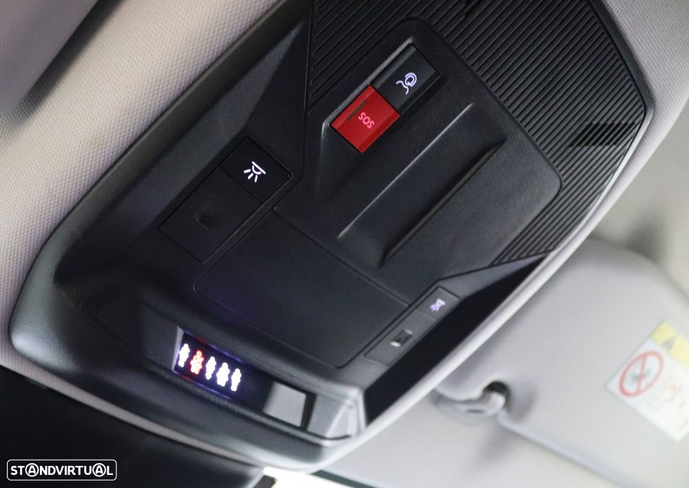 Peugeot 308 1.5 BlueHDi Allure Pack EAT8 — fotografia 18
