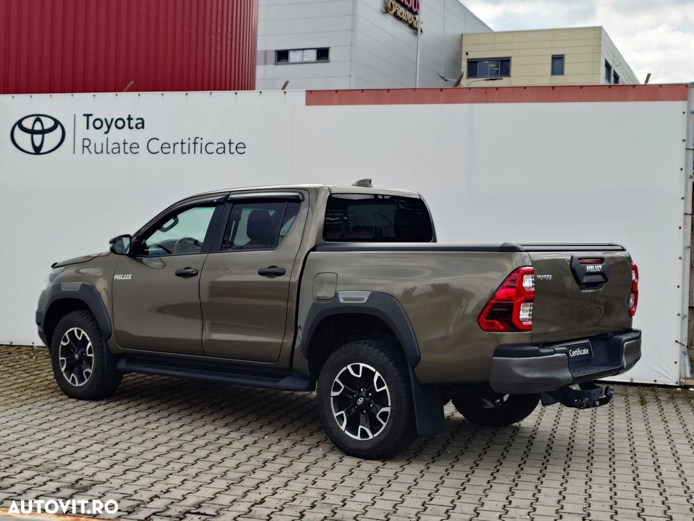 Toyota Hilux 2.8D 204CP 4x4 Double Cab AT Invincible - 7