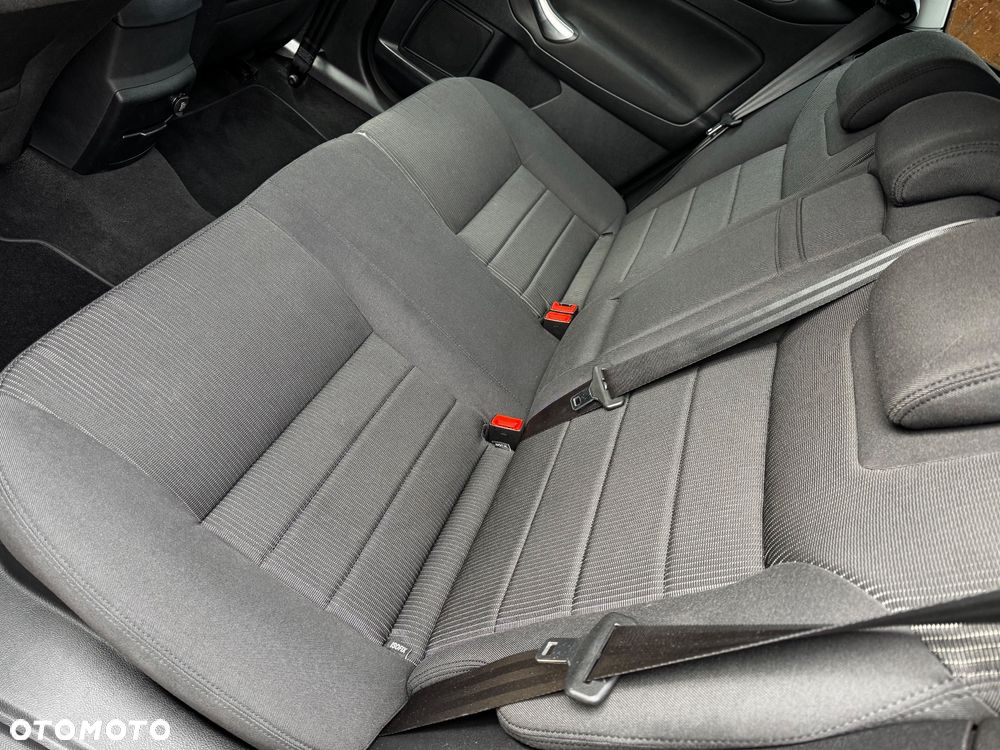 Ford Mondeo 2.0 TDCi Titanium X - 18