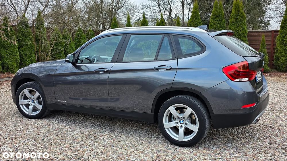 BMW X1 sDrive16d xLine - 11