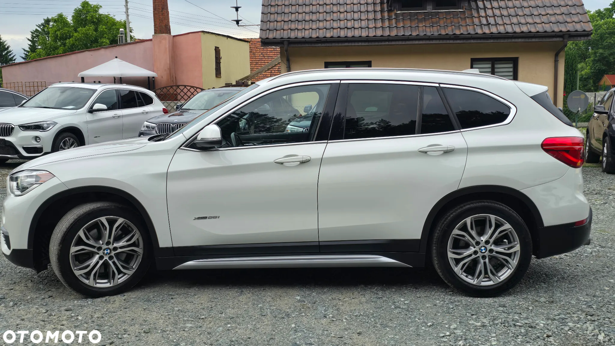BMW X1 xDrive25i GPF xLine - 10
