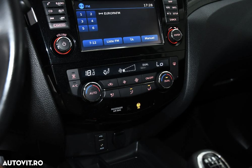 Nissan X-Trail 1.6 dCi N-Connecta - 7
