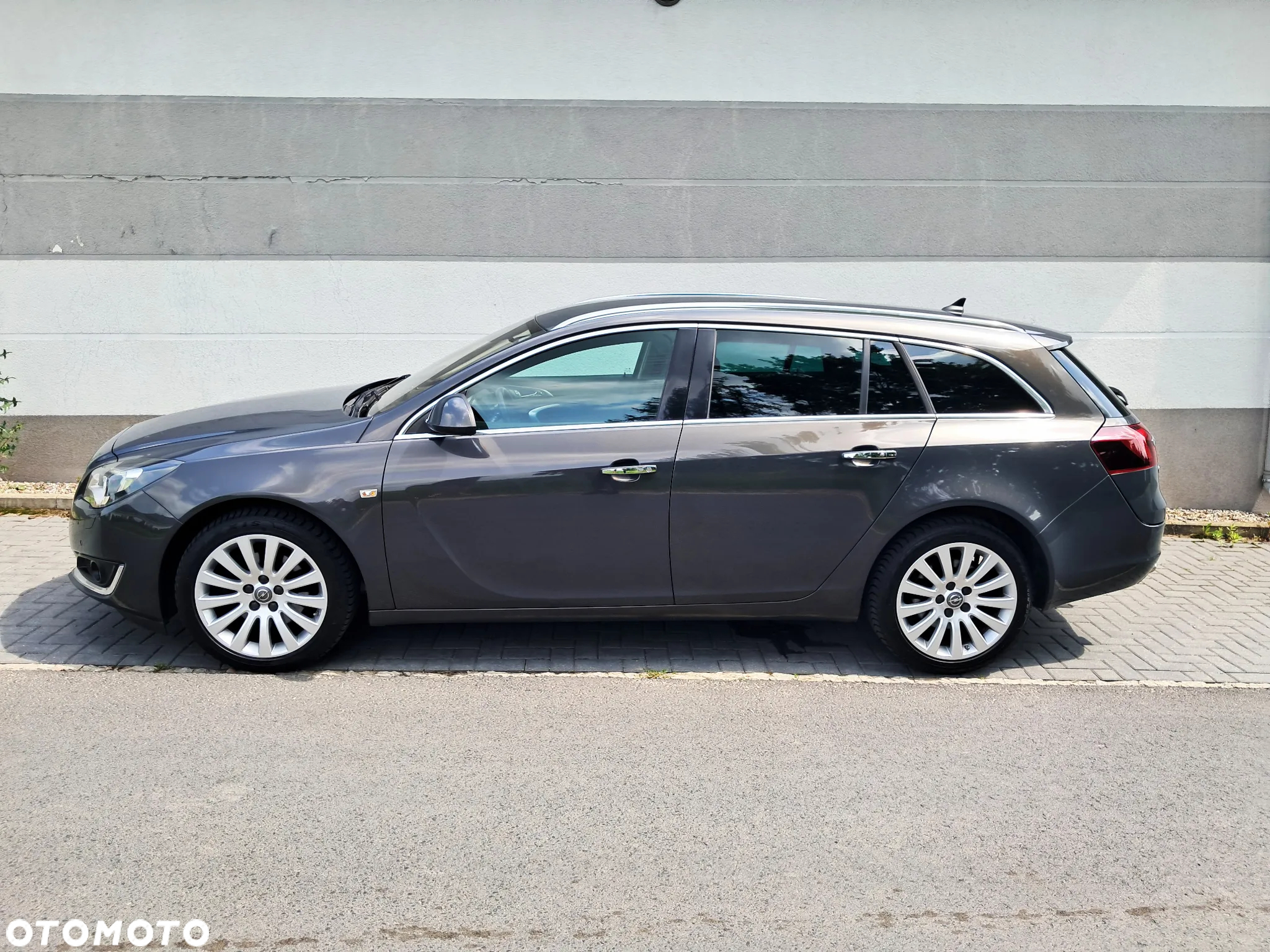 Opel Insignia 2.0 Bi Turbo CDTI Sports Tour ecoFLEXSt/St - 6