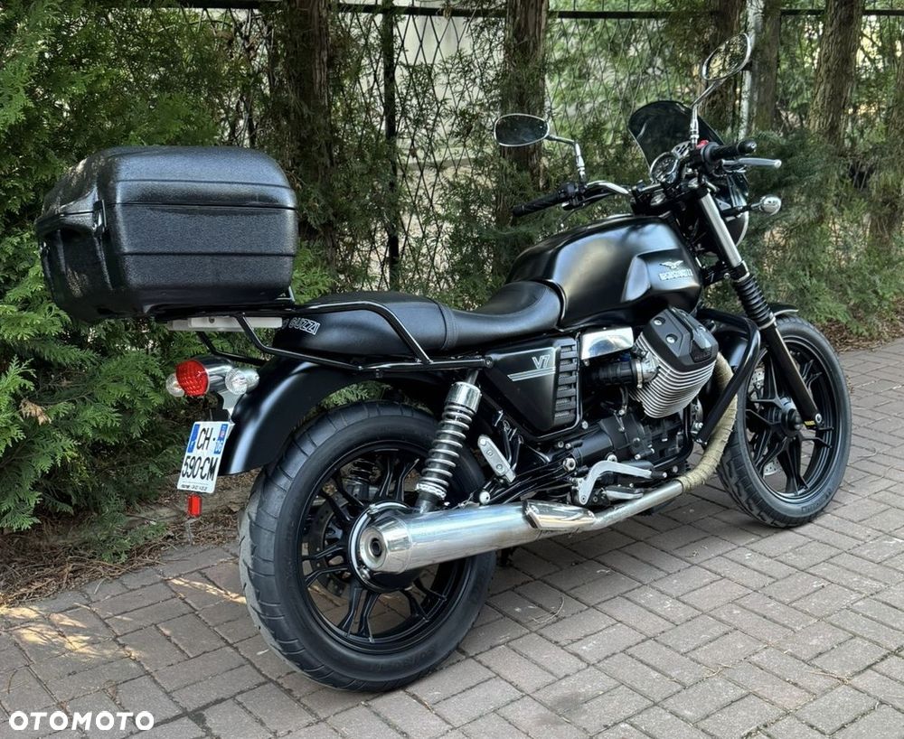 Moto Guzzi V7 - 3