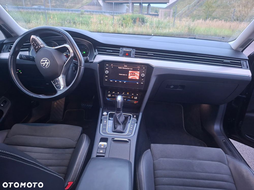 Volkswagen Passat 2.0 TDI EVO Elegance DSG - 7