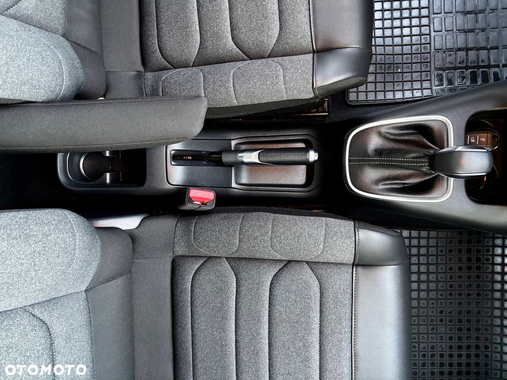 Citroën C3 1.2 PureTech Max EAT6 - 33