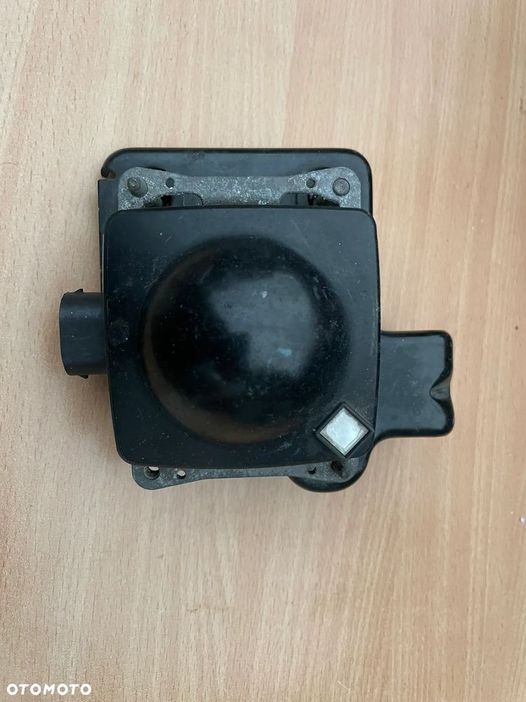 Audi A4 A5 B8 radar distronic 8K0907561 - 1