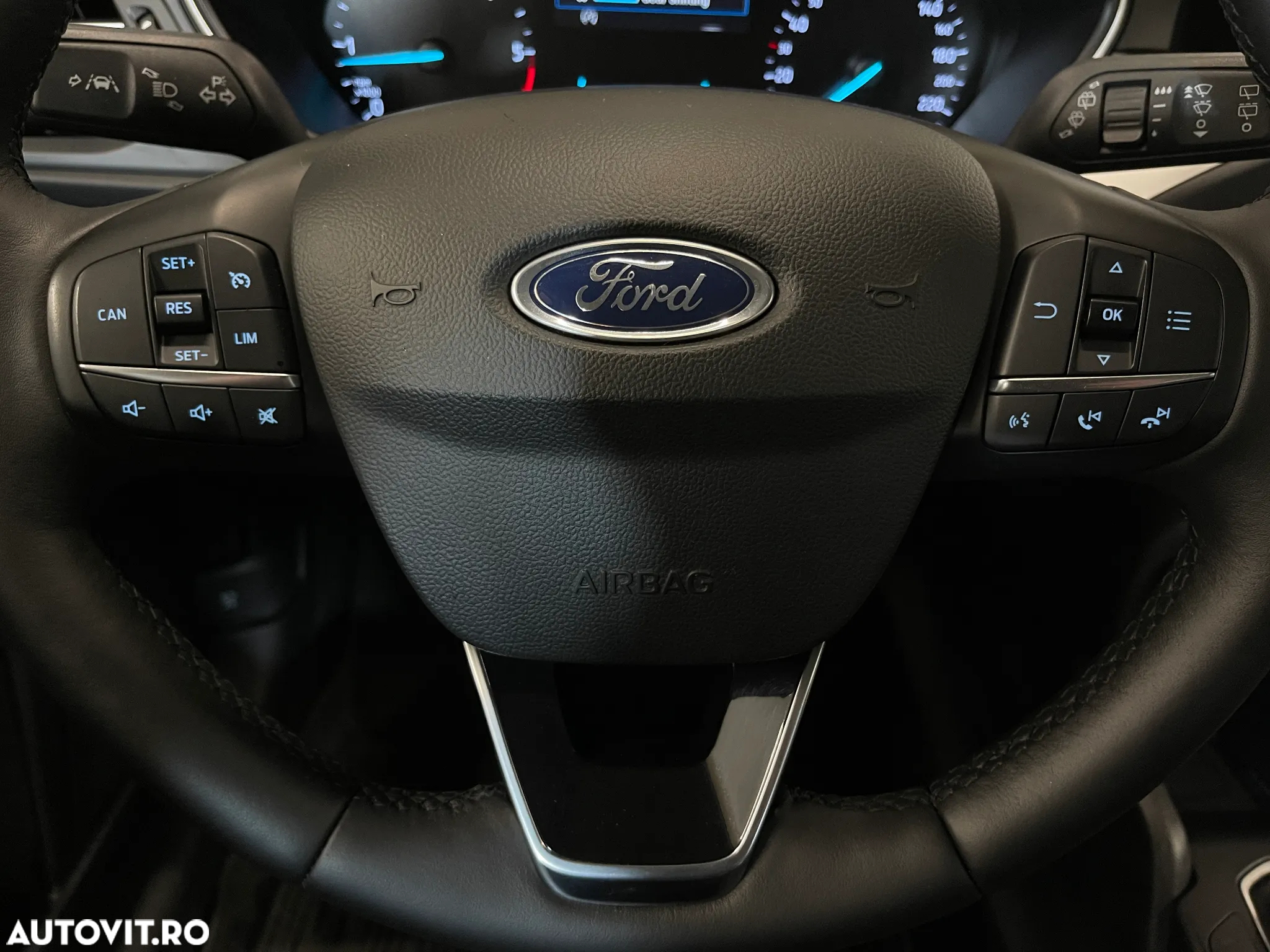 Ford Focus 1.5 EcoBlue Connected - 21