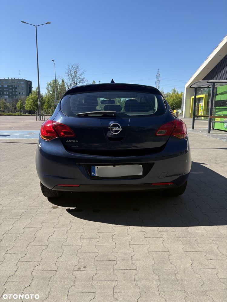 Opel Astra 1.4 Enjoy - 9