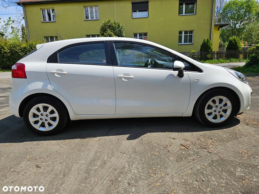Kia Rio 1.2 M - 7