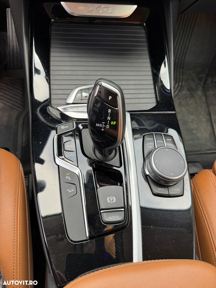 BMW X3 xDrive20d AT Luxury Line - 19