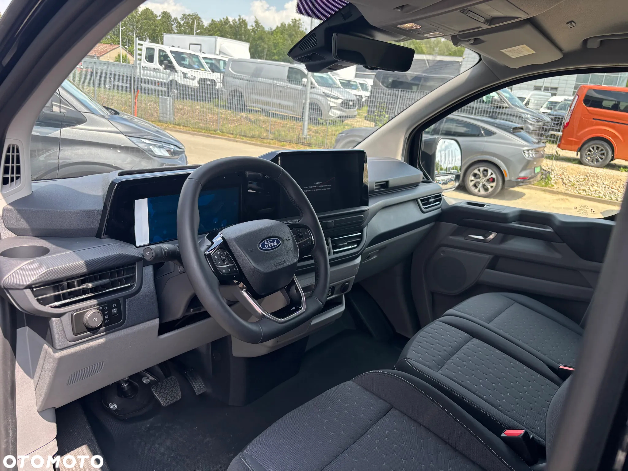 Ford Transit Custom - 14