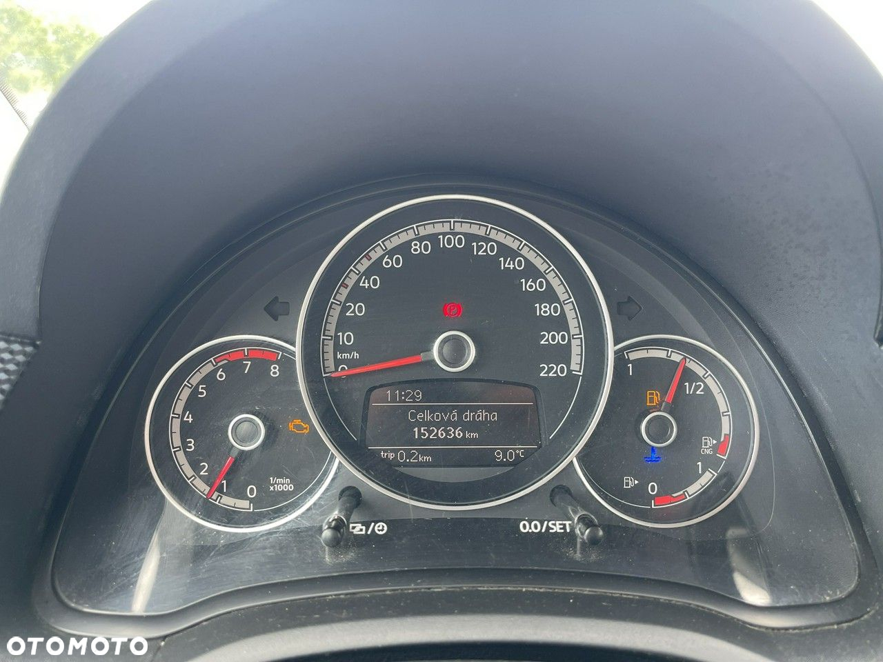 Volkswagen up! Eco (BlueMotion Technology) move - 9